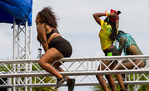 20191012_MiamiCarnival2019025-2